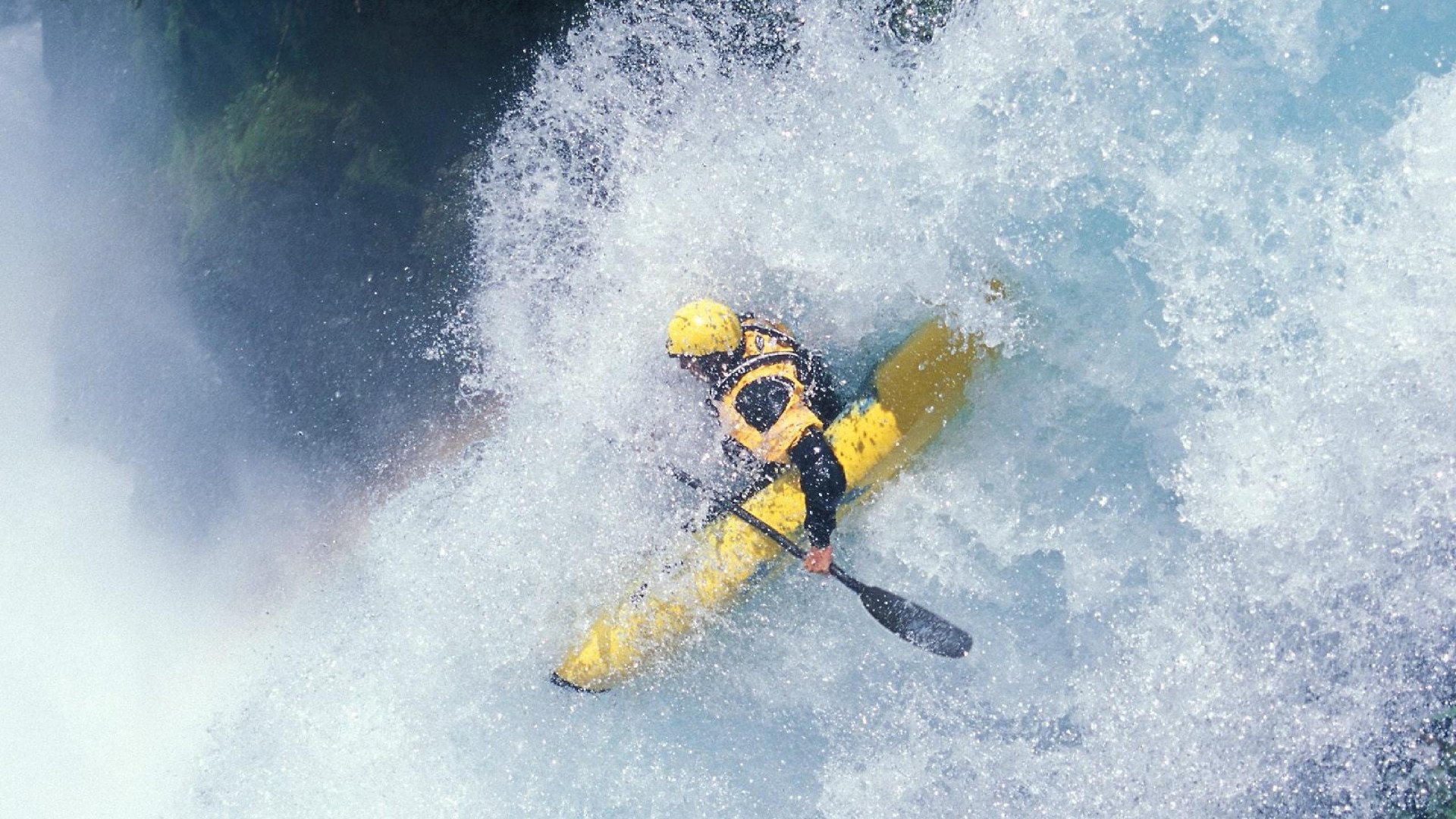 九游体育娱乐-_未来体育场景：虚拟与现实完美融合_，未来体育馆概念设计