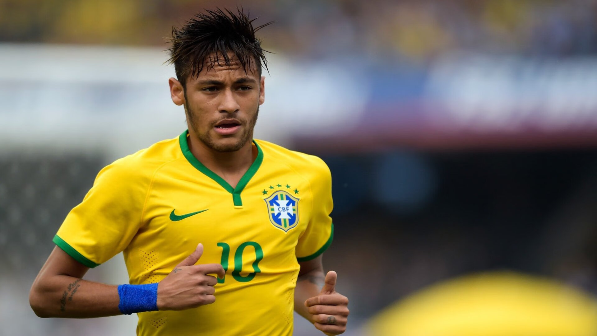 凯撒酋长引进外援球员，增强球队实力，凯撒足球员