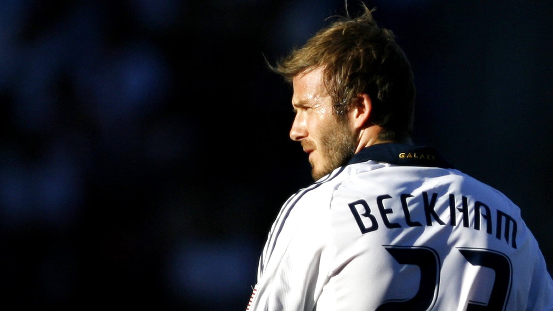 PSG球迷对未来充满期待与担忧，psg队员名单