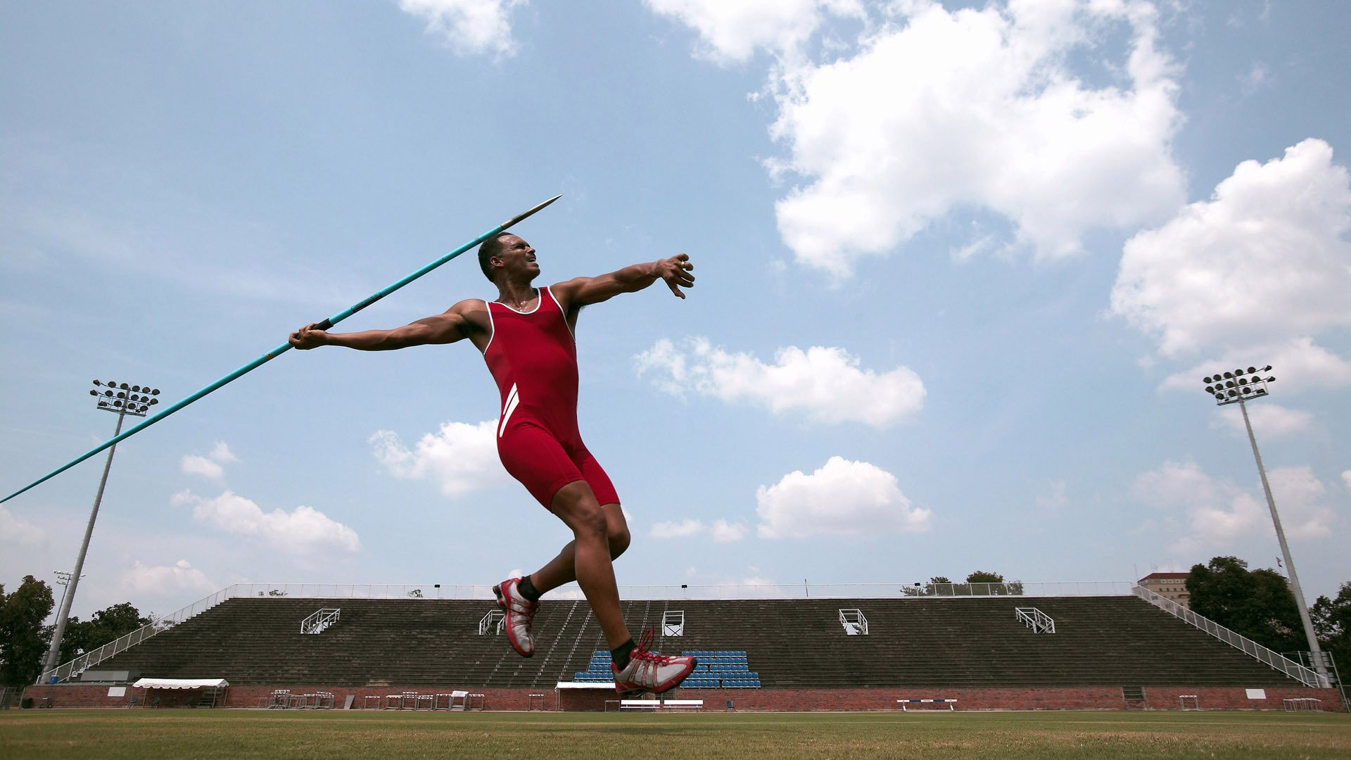 体育新闻中心推动体育赛事多元化内容产品开发，体育赛事有哪些推广策略